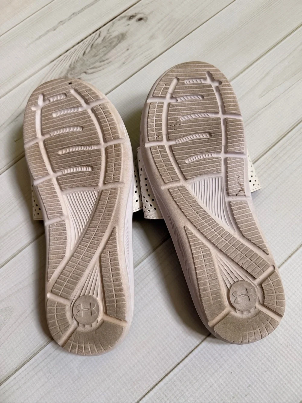 Under Armour Kids Black & White Slide Sandals with Logo Strap